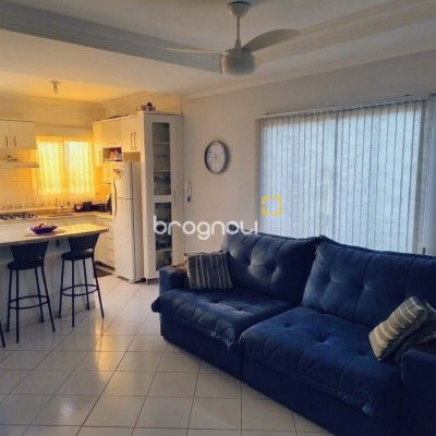 Casa com 145m², 3 quartos, 3 garagens, no bairro Ingleses em Florianópolis
