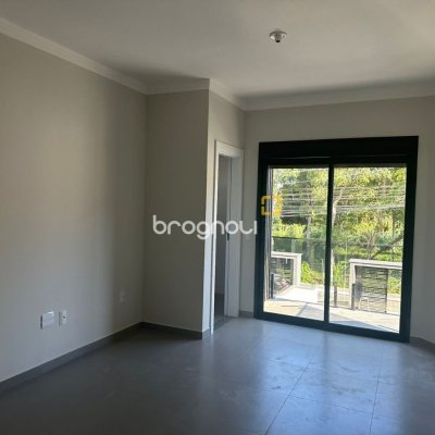Casa com 86m², 2 quartos (sendo 2 suítes), 1 garagem, no bairro Ingleses em Florianópolis