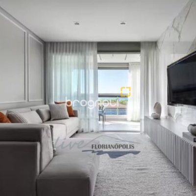 Apartamento com 124m², 3 quartos (sendo 3 suítes), 2 garagens, no bairro Jurerê Internacional em Florianópolis