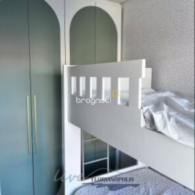 Apartamento com 124m², 3 quartos (sendo 3 suítes), 2 garagens, no bairro Jurerê Internacional em Florianópolis