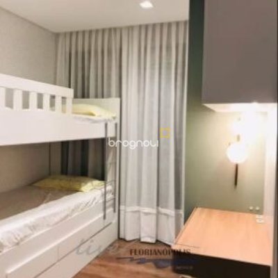 Apartamento com 124m², 3 quartos (sendo 3 suítes), 2 garagens, no bairro Jurerê Internacional em Florianópolis