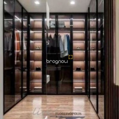 Apartamento com 124m², 3 quartos (sendo 3 suítes), 2 garagens, no bairro Jurerê Internacional em Florianópolis