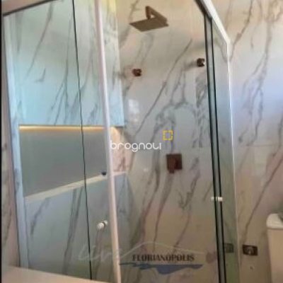 Apartamento com 124m², 3 quartos (sendo 3 suítes), 2 garagens, no bairro Jurerê Internacional em Florianópolis