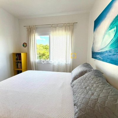 Casa com 145m², 3 quartos (sendo 3 suítes), 2 garagens, no bairro Campeche em Florianópolis