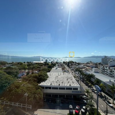 Studio com 35m², 1 quarto, 1 garagem, no bairro Estreito em Florianópolis