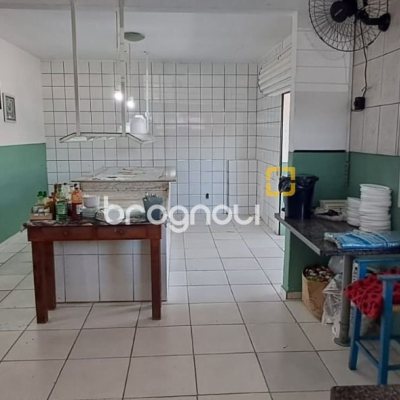 Casa Comercial com 128m², no bairro Vargem Grande em Florianópolis