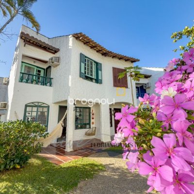 Apartamento com 68m², 2 quartos, no bairro Cachoeira do Bom Jesus em Florianópolis