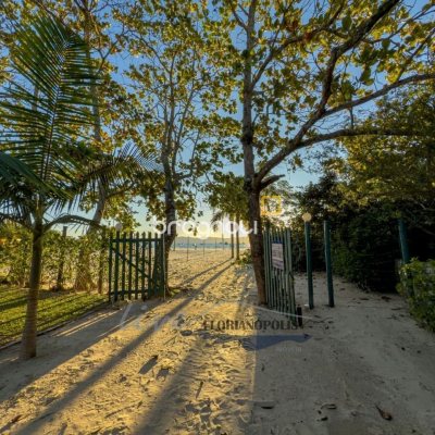 Apartamento com 68m², 2 quartos, no bairro Cachoeira do Bom Jesus em Florianópolis