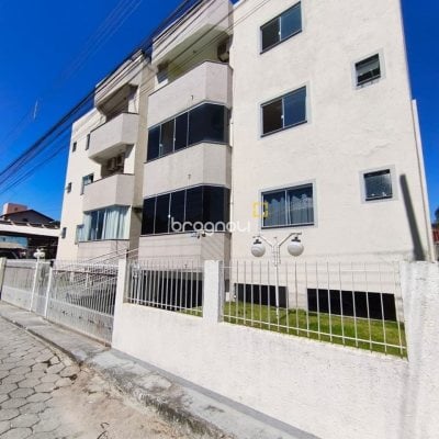 Apartamento com 58m², 2 quartos (sendo 1 suíte), 1 garagem, no bairro Ingleses em Florianópolis