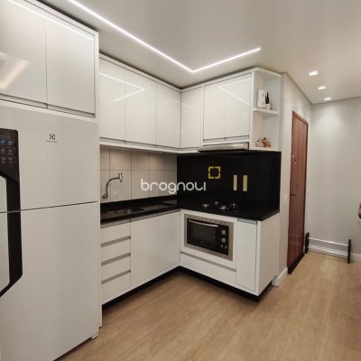 Apartamento com 58m², 2 quartos (sendo 1 suíte), 1 garagem, no bairro Ingleses em Florianópolis