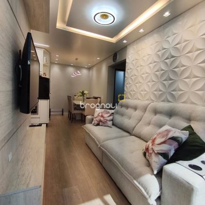 Apartamento com 58m², 2 quartos (sendo 1 suíte), 1 garagem, no bairro Ingleses em Florianópolis