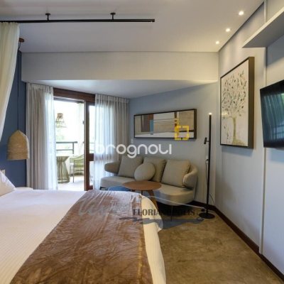 Casa com 1000m², 6 quartos (sendo 6 suítes), no bairro Ratones em Florianópolis