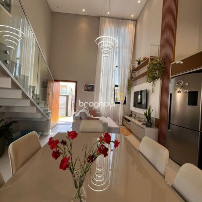Casa com 153m², 3 quartos (sendo 1 suíte), 2 garagens, no bairro Pinheira em Palhoça