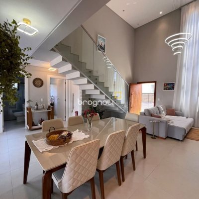 Casa com 153m², 3 quartos (sendo 1 suíte), 2 garagens, no bairro Pinheira em Palhoça