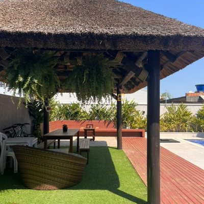 Casa com 153m², 3 quartos (sendo 1 suíte), 2 garagens, no bairro Pinheira em Palhoça
