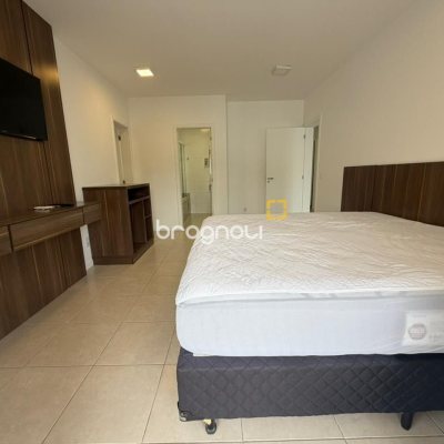 Casa com 292m², 3 quartos (sendo 1 suíte), 3 garagens, no bairro Pedra Branca em Palhoça