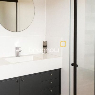 Casa com 173m², 3 quartos (sendo 3 suítes), 3 garagens, no bairro Campeche em Florianópolis