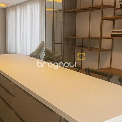 Casa com 173m², 3 quartos (sendo 3 suítes), 3 garagens, no bairro Campeche em Florianópolis