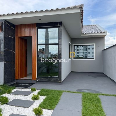 Casa com 50m², 2 quartos, 1 garagem, no bairro Nova Palhoça em Palhoça
