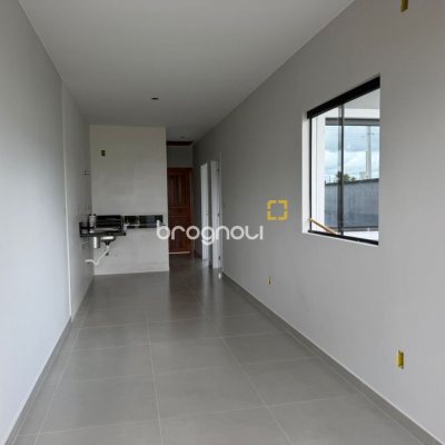 Casa com 50m², 2 quartos, 1 garagem, no bairro Nova Palhoça em Palhoça