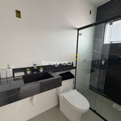 Casa com 50m², 2 quartos, 1 garagem, no bairro Nova Palhoça em Palhoça