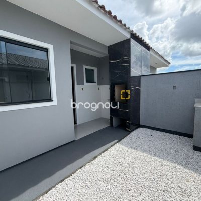 Casa com 50m², 2 quartos, 1 garagem, no bairro Nova Palhoça em Palhoça