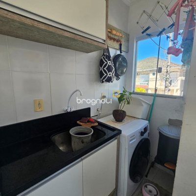 Apartamento com 73m², 3 quartos (sendo 1 suíte), 2 garagens, no bairro Ingleses em Florianópolis