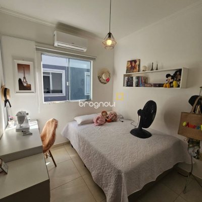 Apartamento com 73m², 3 quartos (sendo 1 suíte), 2 garagens, no bairro Ingleses em Florianópolis