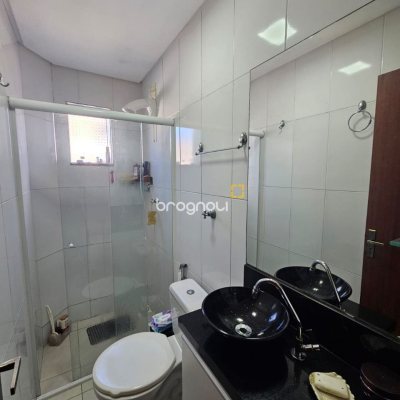 Apartamento com 73m², 3 quartos (sendo 1 suíte), 2 garagens, no bairro Ingleses em Florianópolis