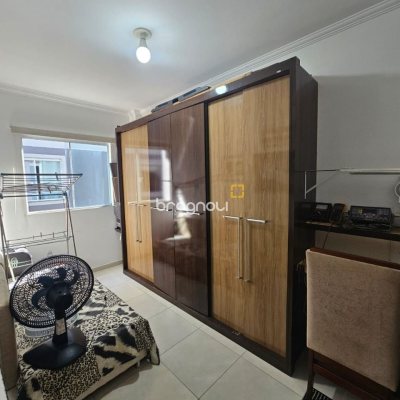 Apartamento com 73m², 3 quartos (sendo 1 suíte), 2 garagens, no bairro Ingleses em Florianópolis