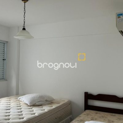 Apartamento com 270m², 4 quartos (sendo 2 suítes), 3 garagens, no bairro Ingleses em Florianópolis