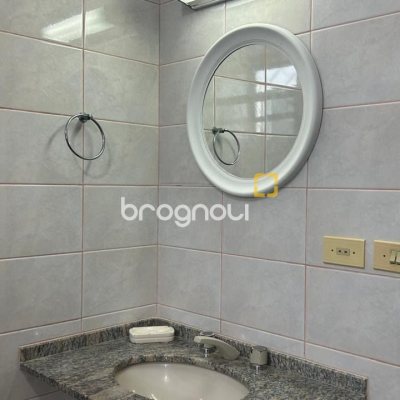 Apartamento com 270m², 4 quartos (sendo 2 suítes), 3 garagens, no bairro Ingleses em Florianópolis