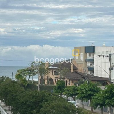 Apartamento com 270m², 4 quartos (sendo 2 suítes), 3 garagens, no bairro Ingleses em Florianópolis