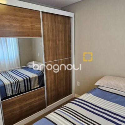 Apartamento com 63m², 2 quartos (sendo 1 suíte), 1 garagem, no bairro Trindade em Florianópolis