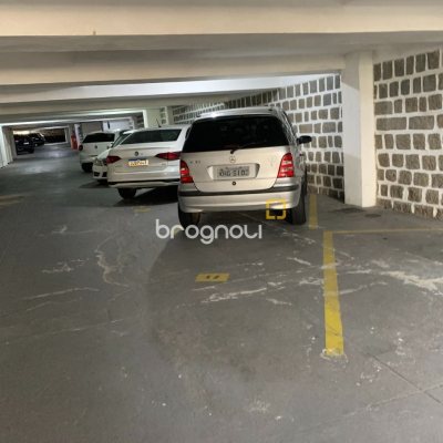 Apartamento com 176m², 4 quartos (sendo 1 suíte), 1 garagem, no bairro Centro em Florianópolis
