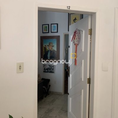 Apartamento com 176m², 4 quartos (sendo 1 suíte), 1 garagem, no bairro Centro em Florianópolis
