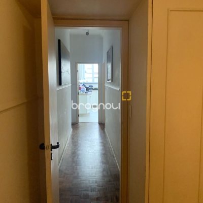 Apartamento com 176m², 4 quartos (sendo 1 suíte), 1 garagem, no bairro Centro em Florianópolis