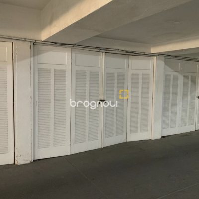 Apartamento com 176m², 4 quartos (sendo 1 suíte), 1 garagem, no bairro Centro em Florianópolis