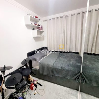Apartamento com 173m², 2 quartos (sendo 1 suíte), 1 garagem, no bairro Areias em São José