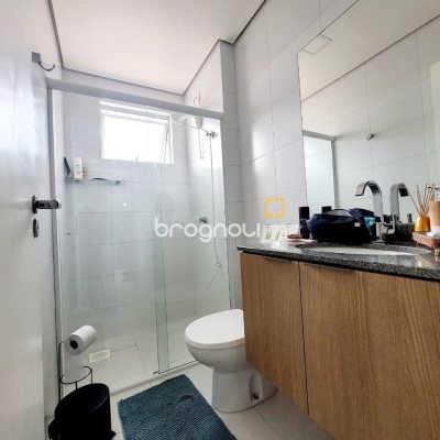 Apartamento com 173m², 2 quartos (sendo 1 suíte), 1 garagem, no bairro Areias em São José