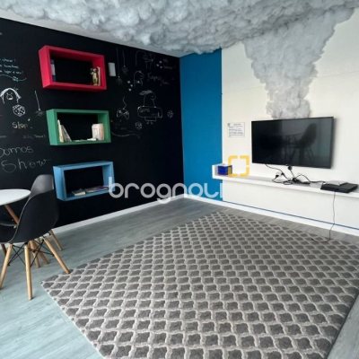 Apartamento com 173m², 2 quartos (sendo 1 suíte), 1 garagem, no bairro Areias em São José