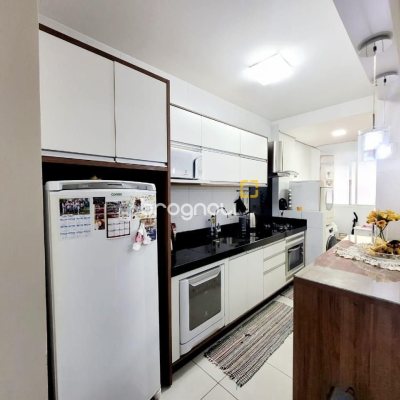 Apartamento com 173m², 2 quartos (sendo 1 suíte), 1 garagem, no bairro Areias em São José