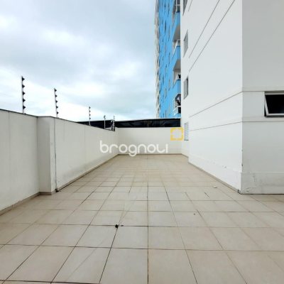 Apartamento com 173m², 2 quartos (sendo 1 suíte), 1 garagem, no bairro Areias em São José