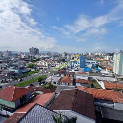 Apartamento com 76m², 2 quartos (sendo 1 suíte), 1 garagem, no bairro Bela Vista em São José