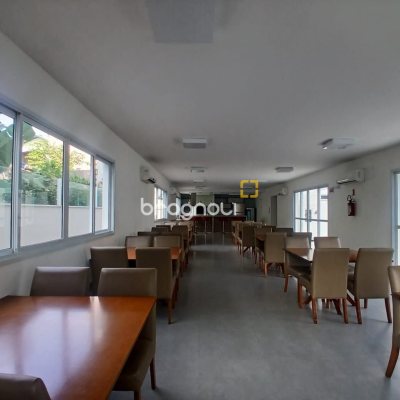 Apartamento com 76m², 2 quartos (sendo 1 suíte), 1 garagem, no bairro Bela Vista em São José