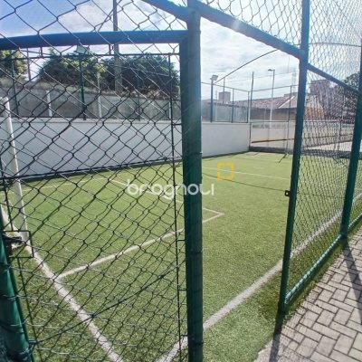 Apartamento com 76m², 2 quartos (sendo 1 suíte), 1 garagem, no bairro Bela Vista em São José