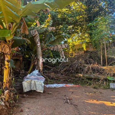 Terreno com 863m², no bairro João Paulo em Florianópolis