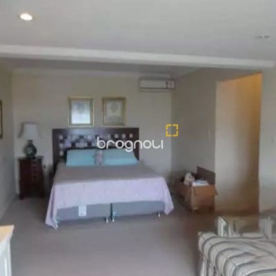 Casa com 542m², 3 quartos (sendo 3 suítes), 4 garagens, no bairro Itaguaçu em Florianópolis