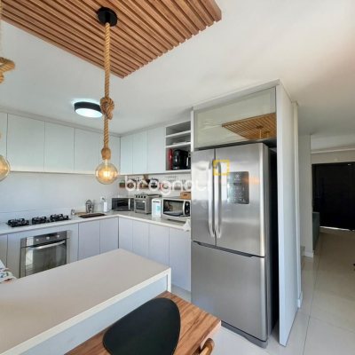 Casa com 124m², 3 quartos (sendo 3 suítes), 2 garagens, no bairro Cachoeira do Bom Jesus em Florianópolis