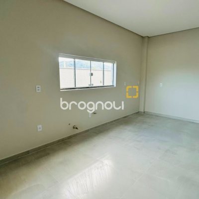 Casa com 120m², 2 quartos (sendo 2 suítes), 2 garagens, no bairro Rio Vermelho em Florianópolis